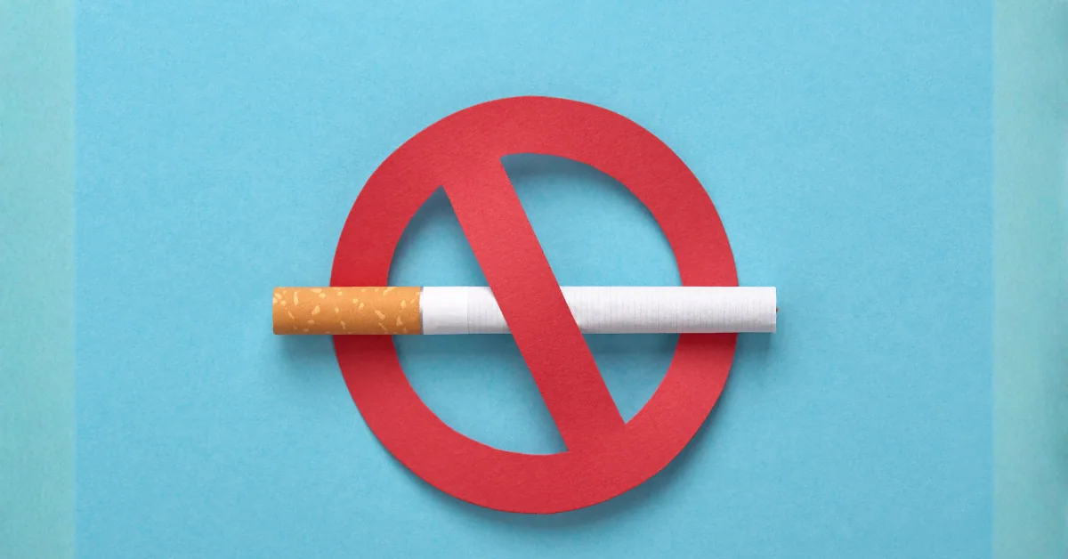 Fumeur / ex-fumeur : à partir de quand devient-on “non-fumeur” pour l’assureur ?
